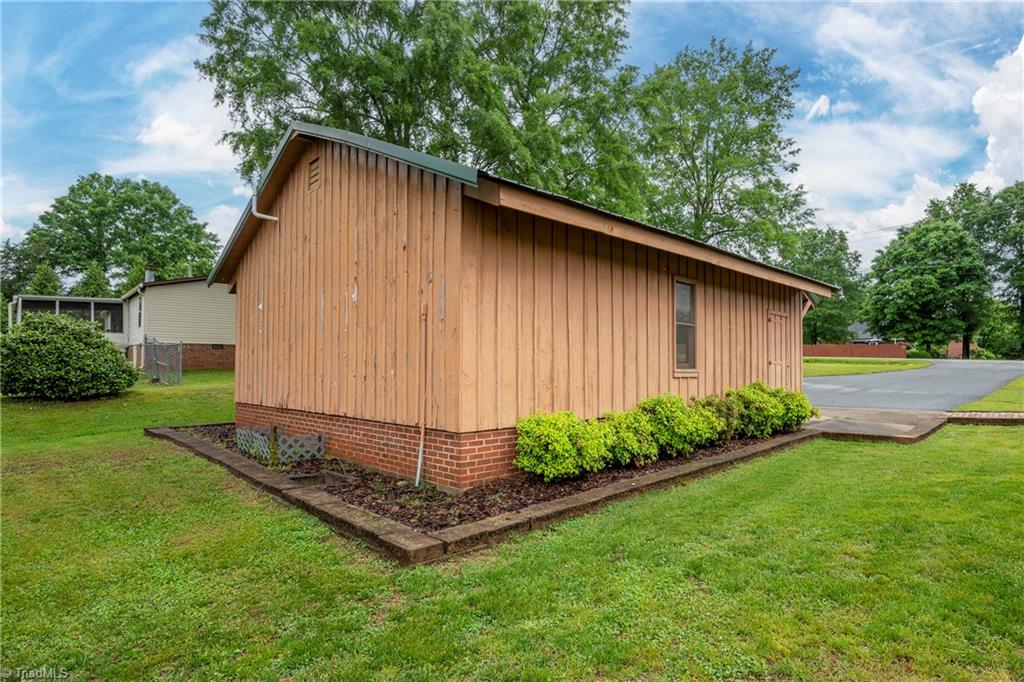 3591 Frye Bridge Road Clemmons, NC 27012 - Photo 34 of 43 Gallery Image 34