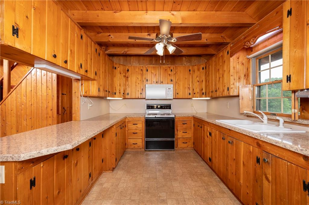 3591 Frye Bridge Road Clemmons, NC 27012 - Photo 9 of 43 Gallery Image 9