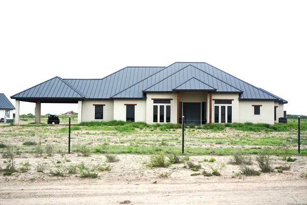 $1,200,000 | 9783 East Us Highway, Eagle Pass, TX 78852