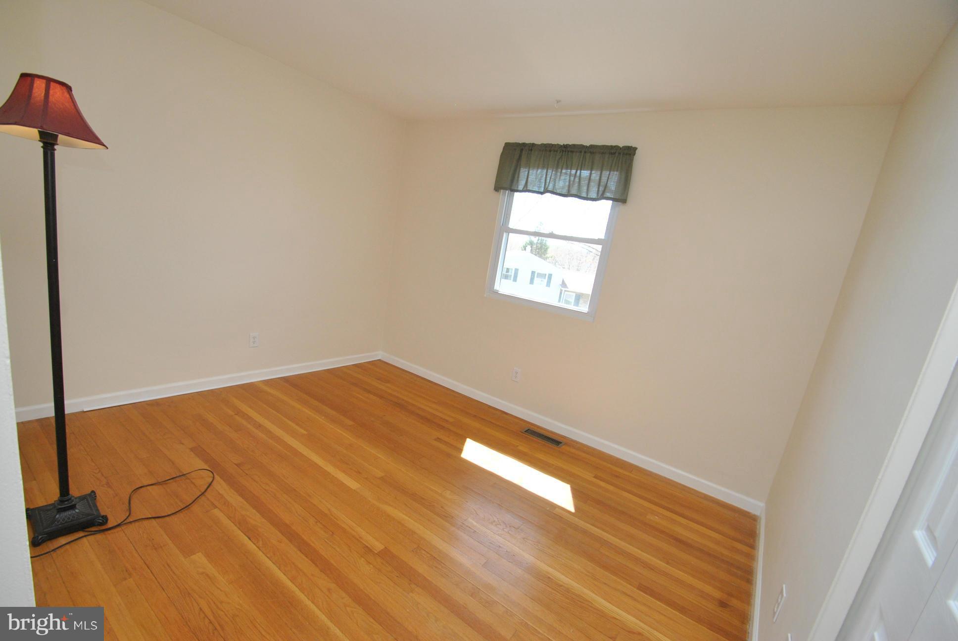 4422 Fieldgreen Road Baltimore, MD 21236 - Photo 17 of 28 3RD BEDROOM - UPPER LEVEL