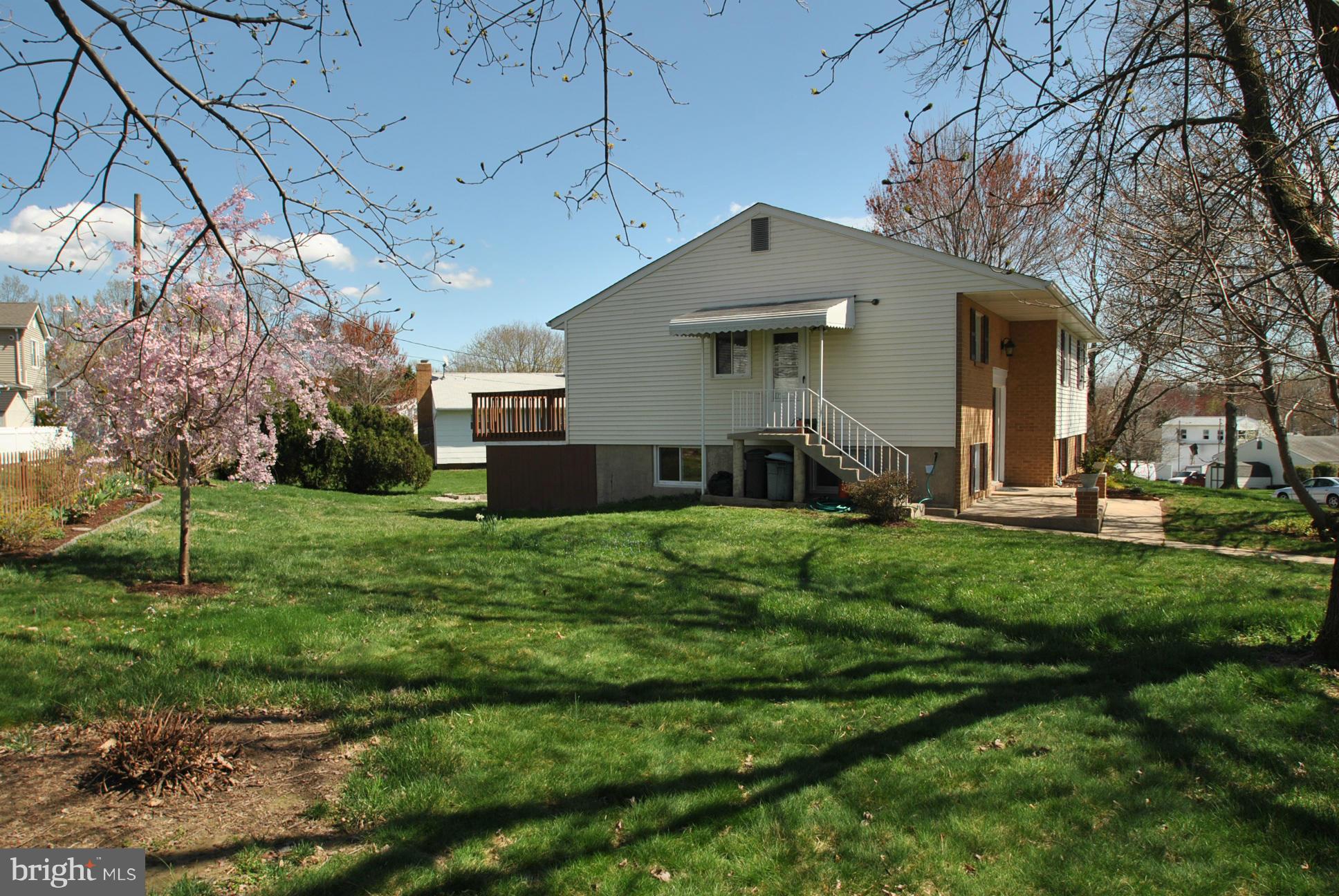 4422 Fieldgreen Road Baltimore, MD 21236 - Photo 27 of 28 SIDE VIEW OF HOME