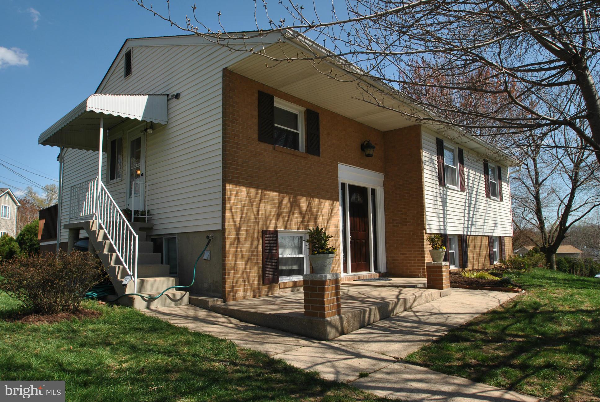 4422 Fieldgreen Road Baltimore, MD 21236 - Photo 4 of 28 FRONT OF HOME