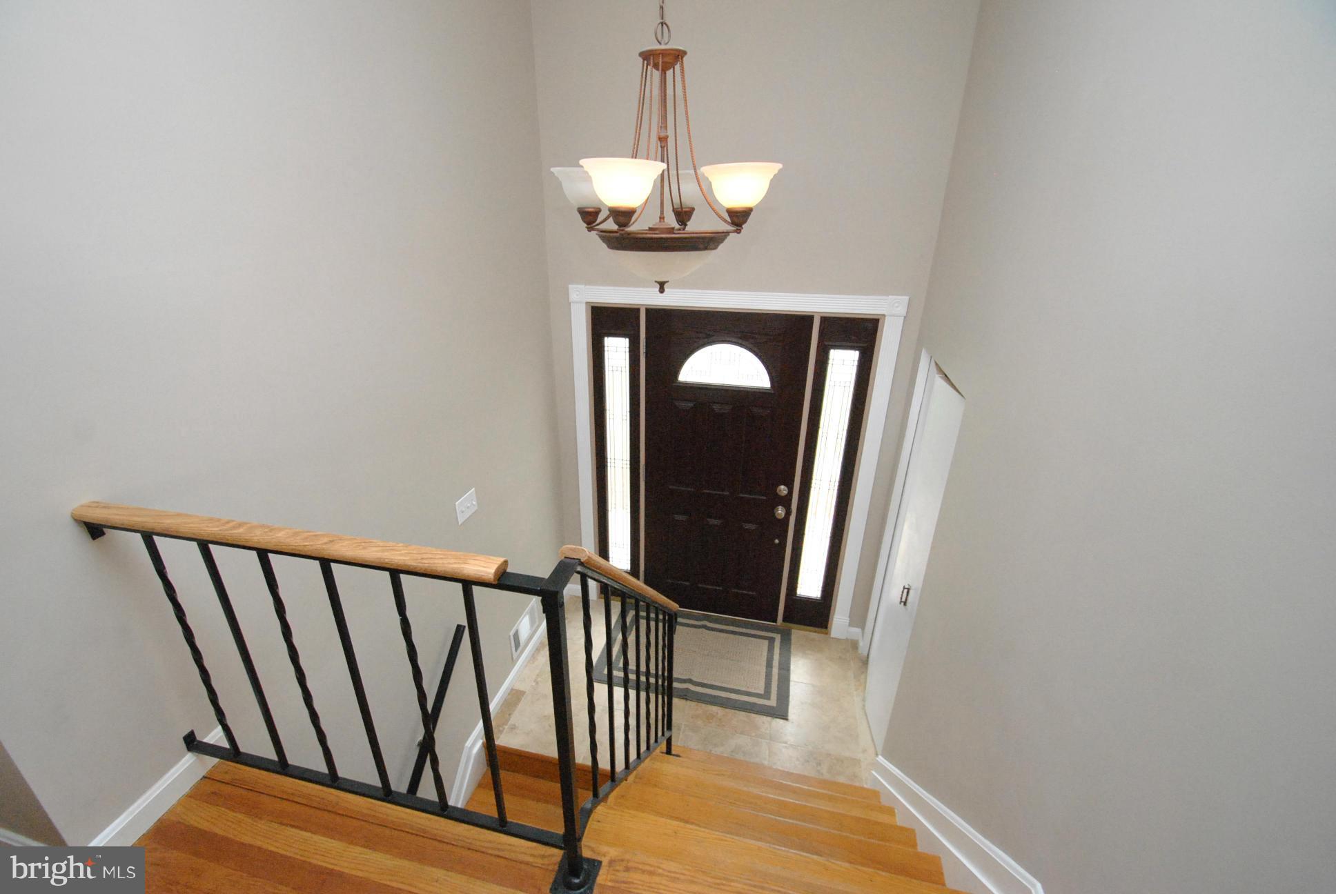 4422 Fieldgreen Road Baltimore, MD 21236 - Photo 5 of 28 2 STORY FOYER ENTRANCE