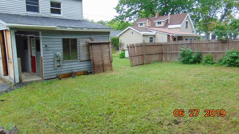 35 Prospect Street Millinocket, ME 04462 - Photo 3 of 9 DSC00037 (800x450)