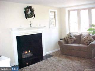 24 Barren Road Newtown Square, PA 19073 - Photo 3 of 6