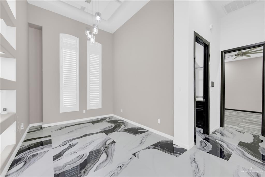 1315 Thompson Road Mission, TX 78573 - Photo 7 of 38