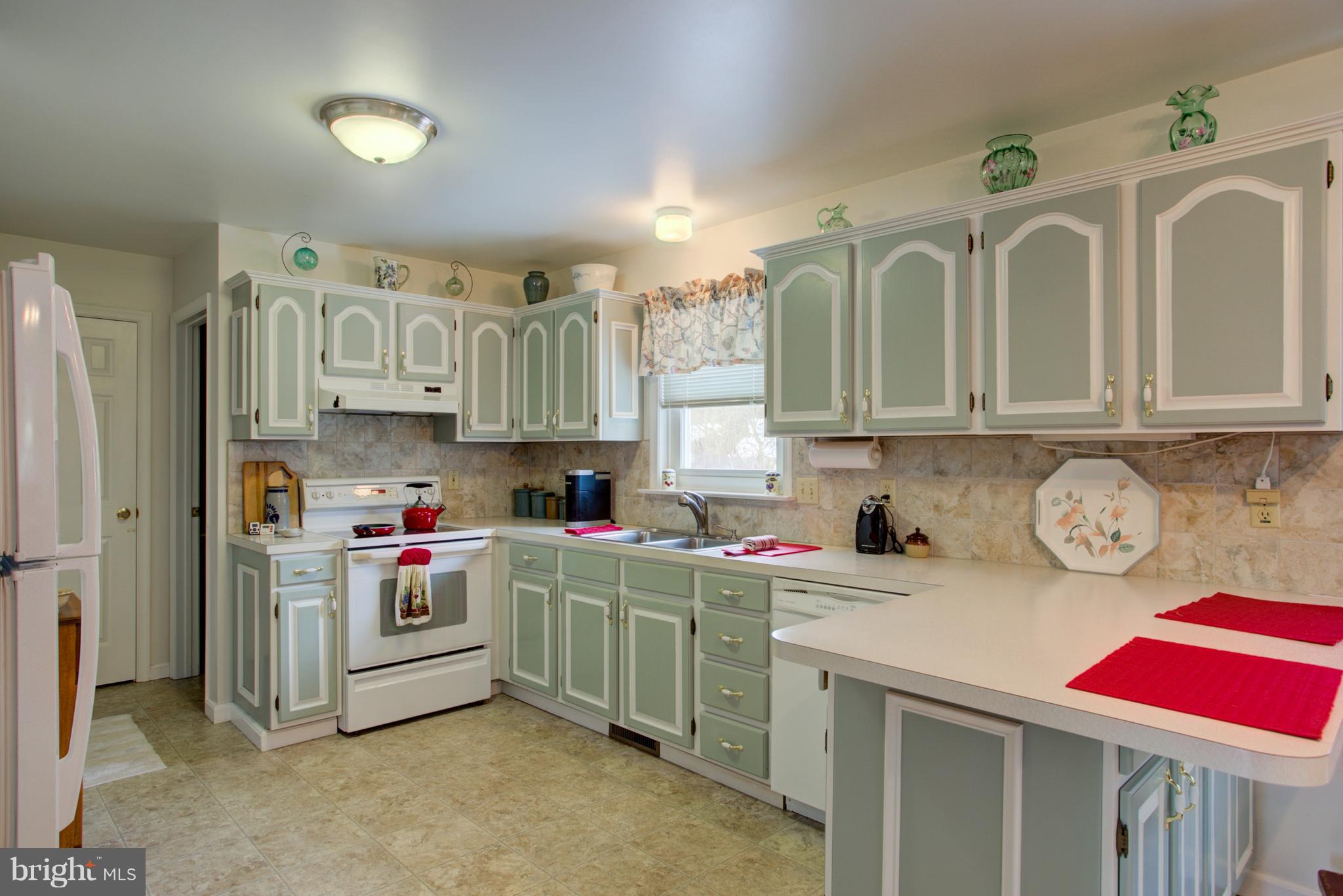 67 Winding Way Lititz, PA 17543 - Photo 5 of 24