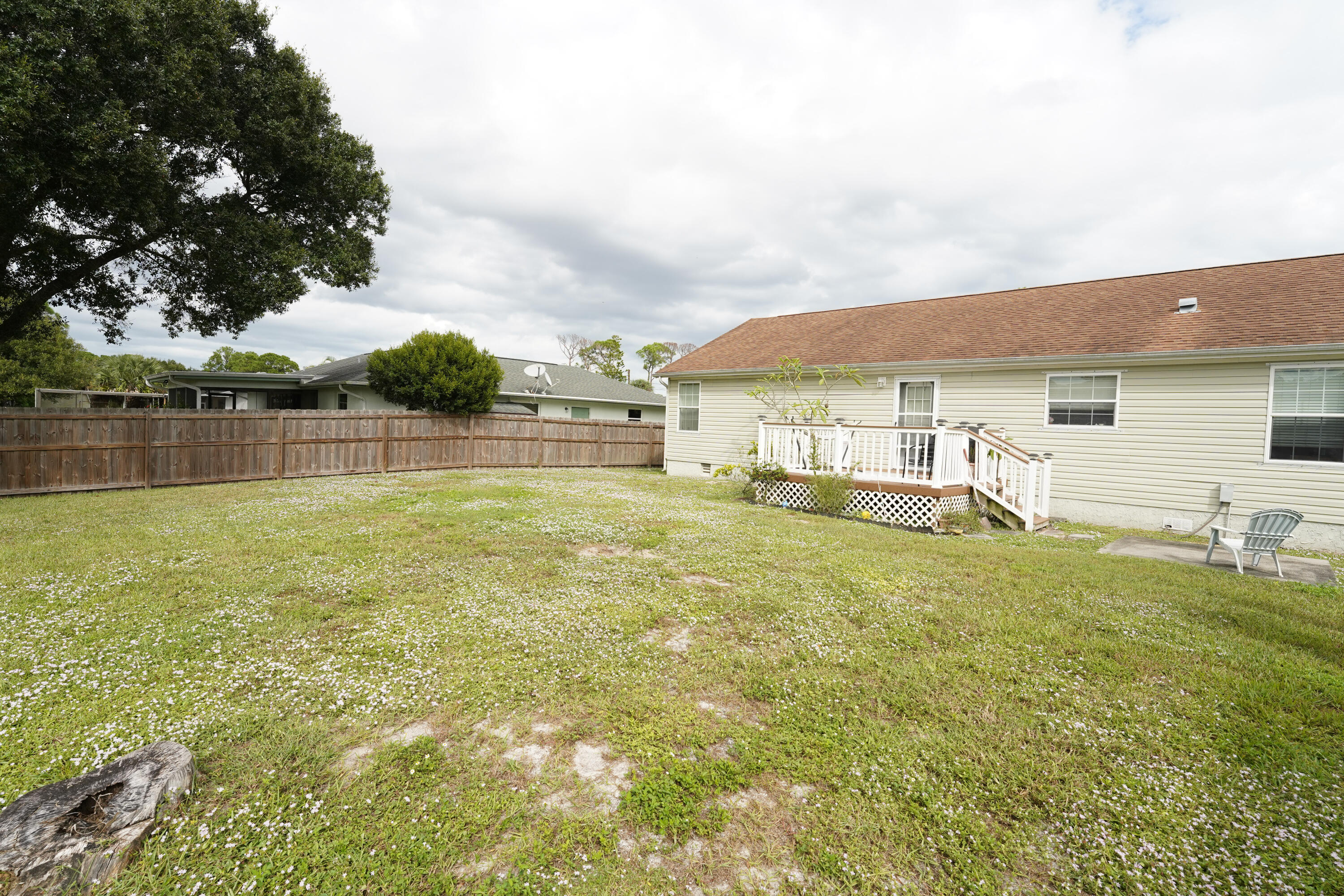 6013 Raintree Trail Fort Pierce, FL 34982 - Photo 19 of 19 DSC01536-2