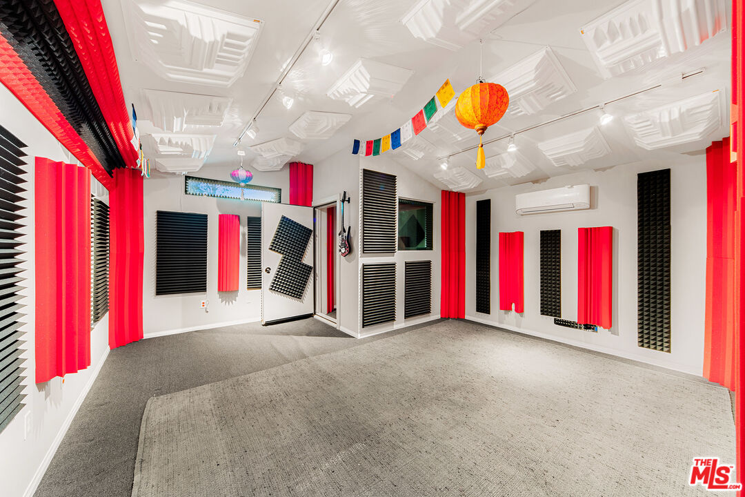 25659 Aline Way Calabasas, CA 91302 - Photo 44 of 53