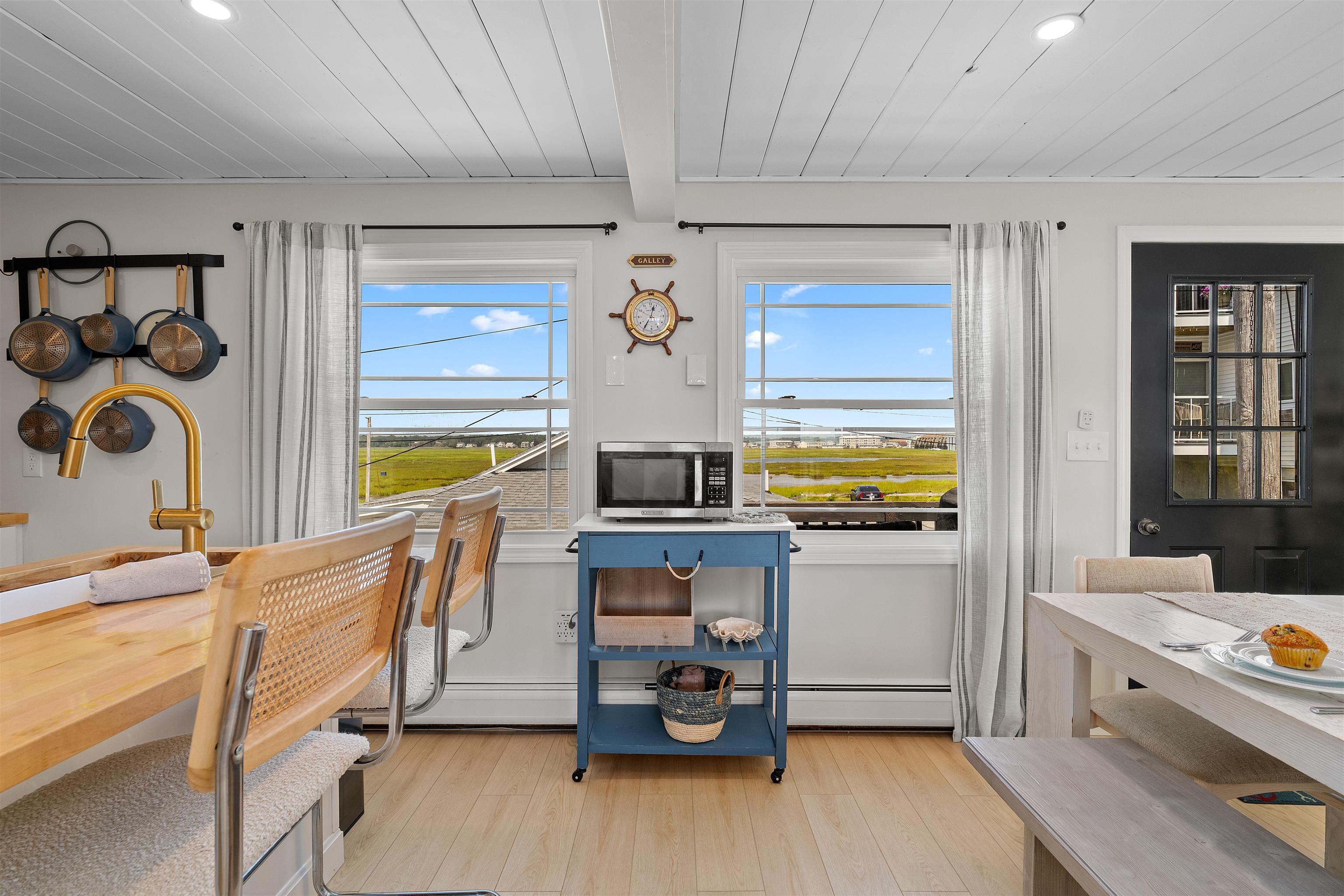 6 Anchor Court Hampton, NH 03842 - Photo 13 of 55