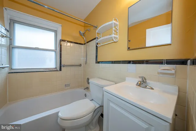 $265,000 | 4426 Huey Avenue, Drexel Hill, PA 19026