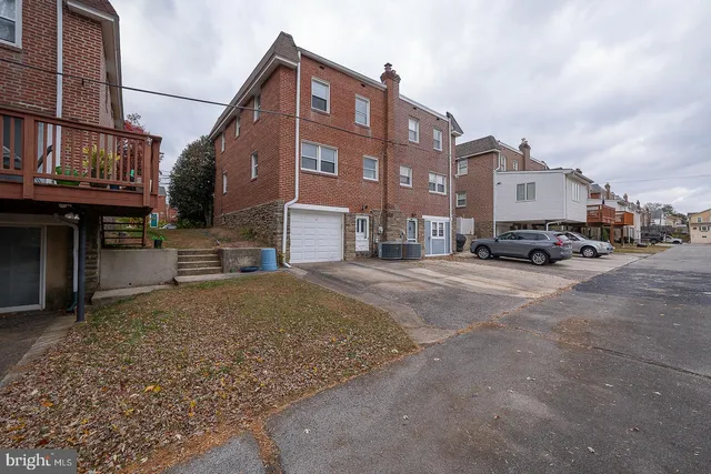 $265,000 | 4426 Huey Avenue, Drexel Hill, PA 19026