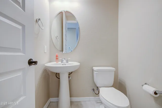 $574,900 | 7926 West Medlock Drive, Glendale, AZ 85303