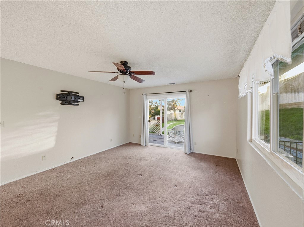 4480 Estrada Avenue Atascadero, CA 93422 - Photo 21 of 46 Primary Bedroom