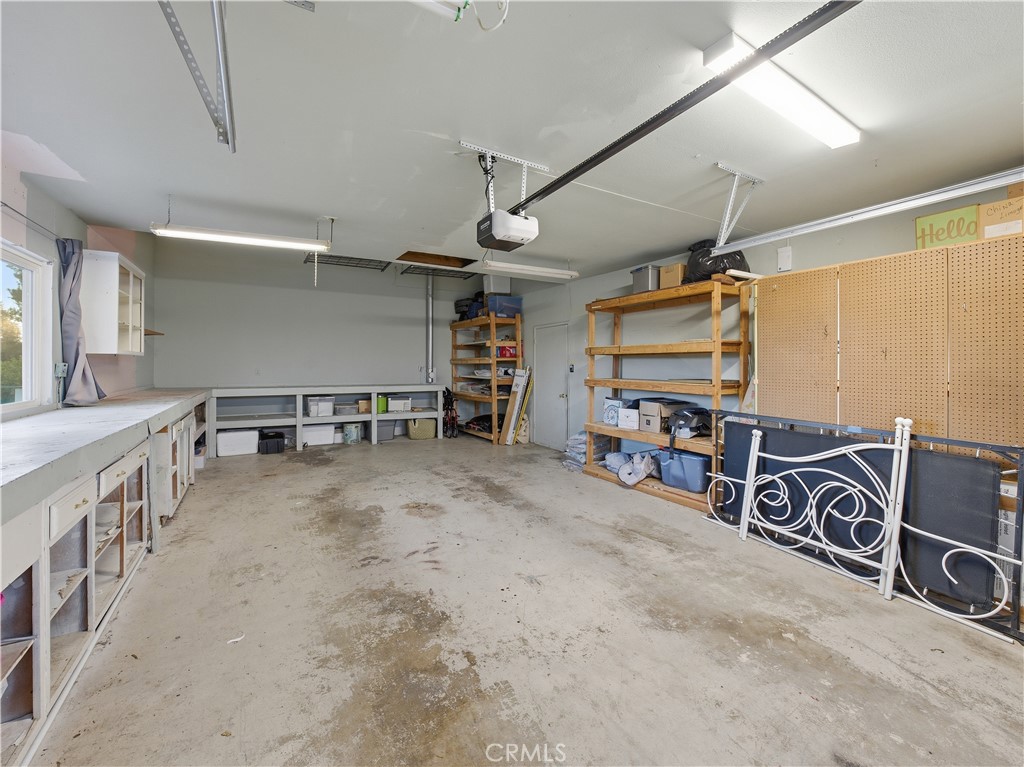 4480 Estrada Avenue Atascadero, CA 93422 - Photo 35 of 46 Garage