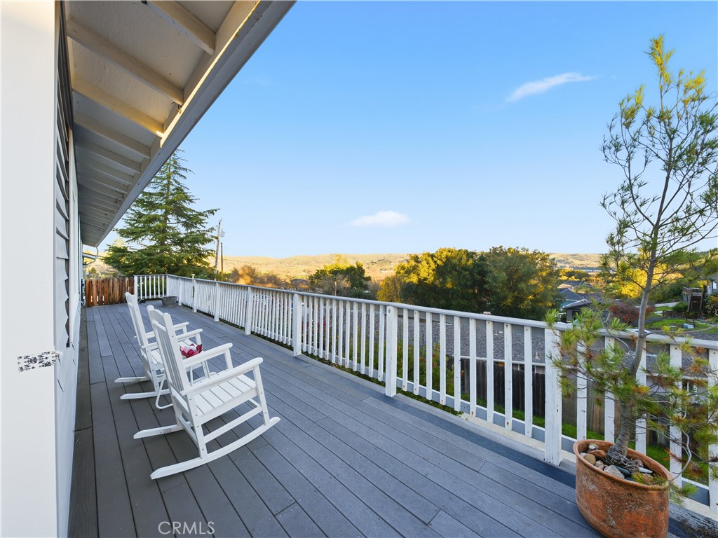 4480 Estrada Avenue Atascadero, CA 93422 - Photo 4 of 46 Views