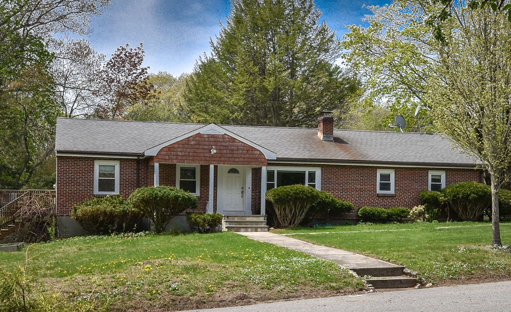9 D'Angelo Road Wayland, MA 01778 - Photo 1 of 21