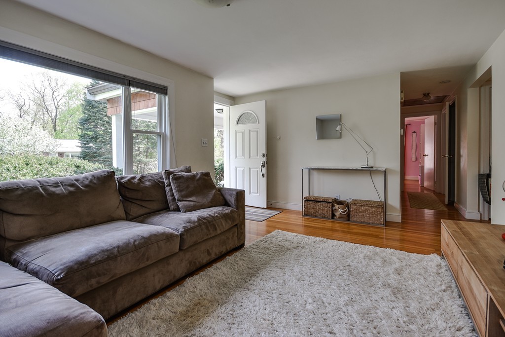 9 D'Angelo Road Wayland, MA 01778 - Photo 6 of 21