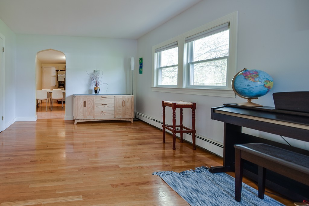 9 D'Angelo Road Wayland, MA 01778 - Photo 7 of 21