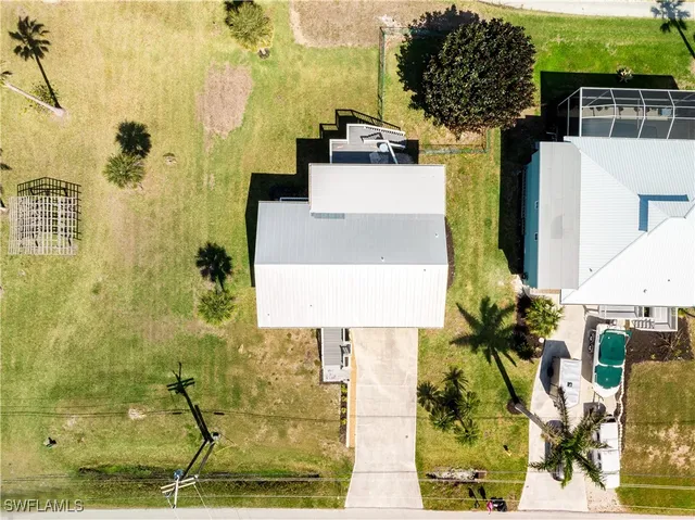 $422,000 | 7674 Caloosa Drive, Bokeelia, FL 33922