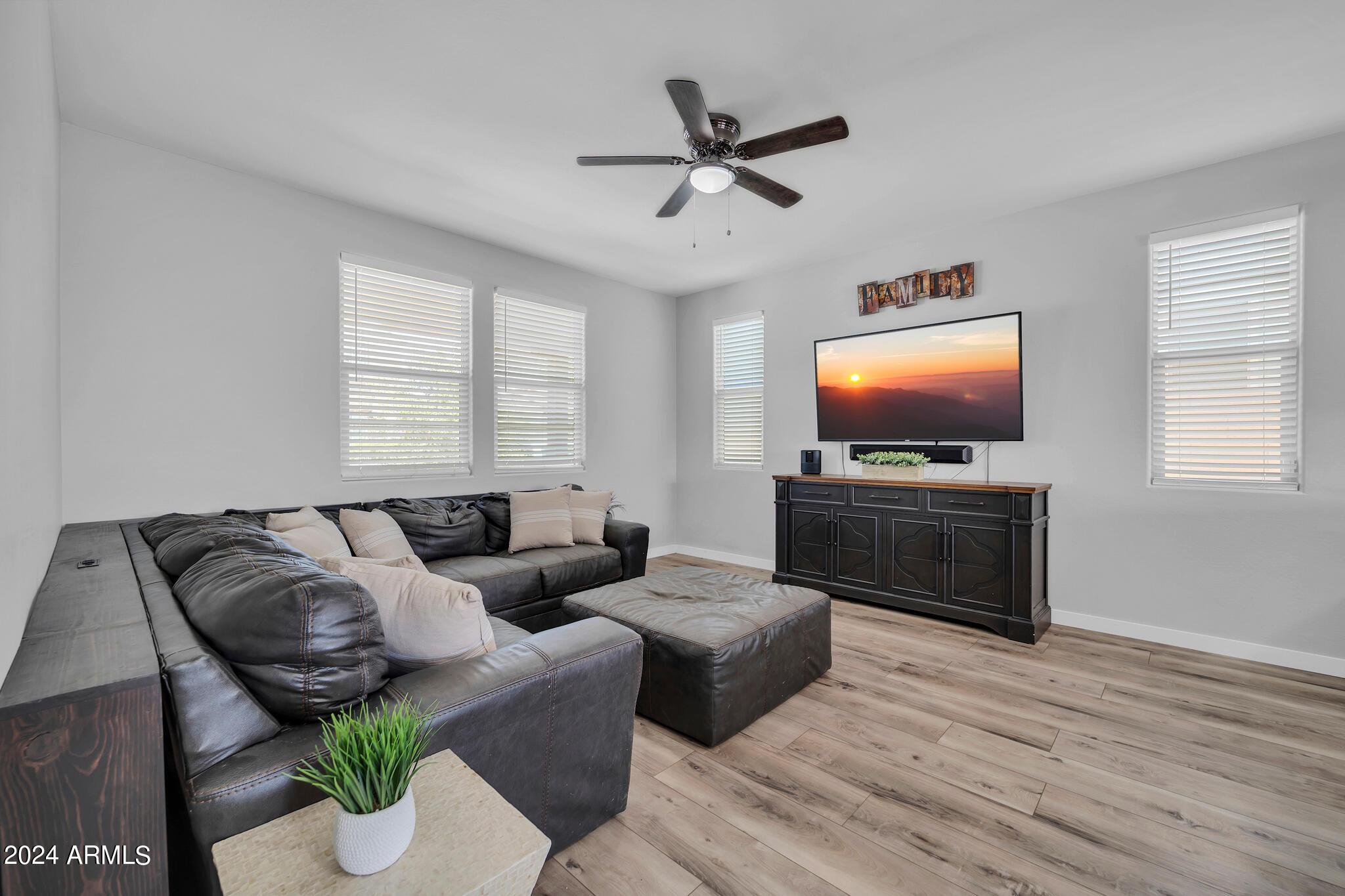 21073 West Berkeley Road Buckeye, AZ 85396 - Photo 5 of 45 21073 W Berkeley-10