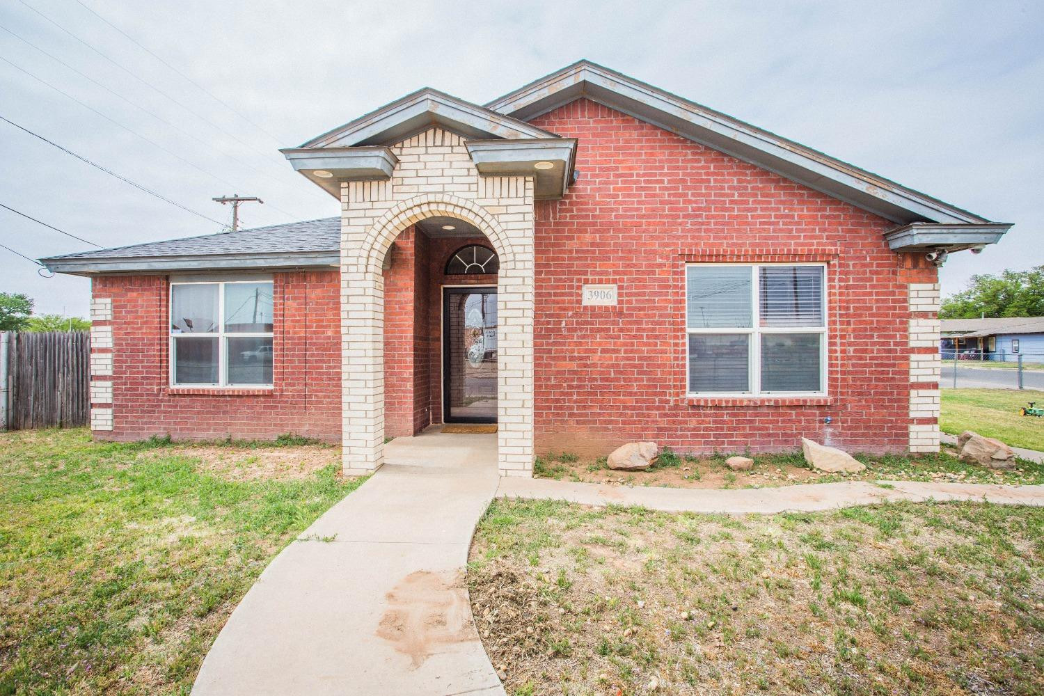 3906 Avenue R Lubbock, TX 79412 - Photo 1 of 23 Photo 1