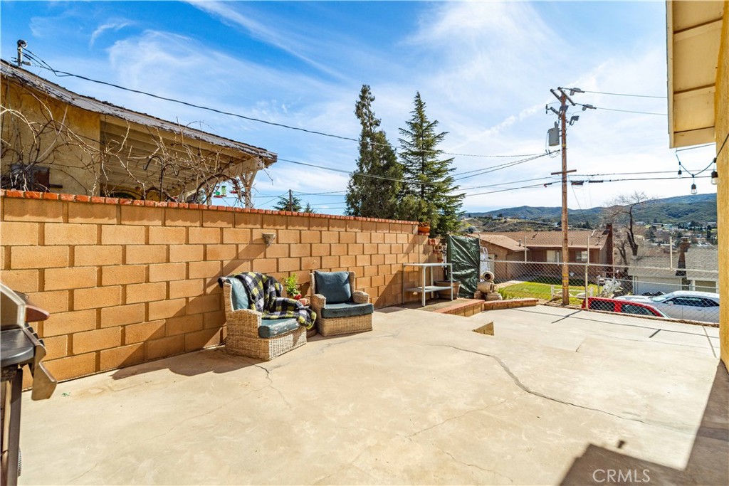43230 Lookabout Road Lake Hughes, CA 93532 - Photo 24 of 40 a view of outdoor space with seating area