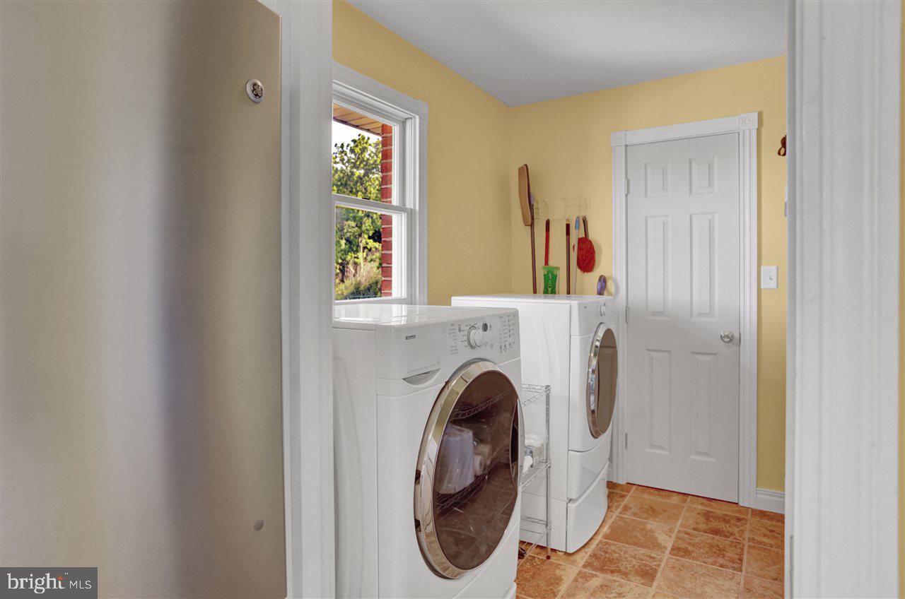 2627 Walnut Bottom Road Carlisle, PA 17015 - Photo 8 of 24 Gallery Image 8