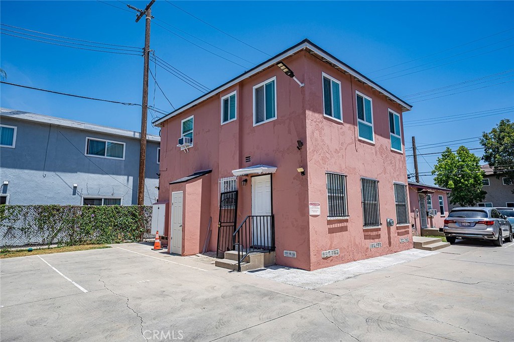 1111 Walnut Avenue Long Beach, CA 90813 - Photo 3 of 15