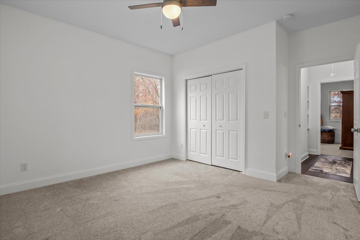 8011 Valley Road Nunnelly, TN 37137 - Photo 29 of 42