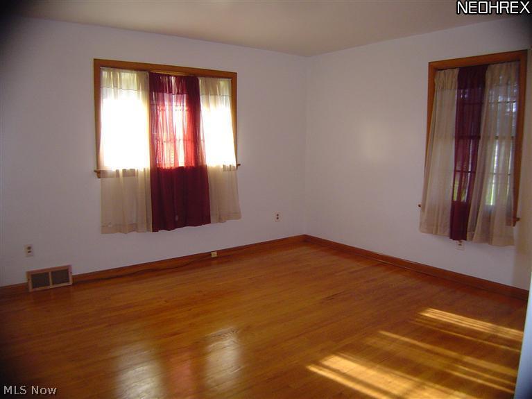 5859 Highland Road Cleveland, OH 44143 - Photo 16 of 25 Gallery Image 16