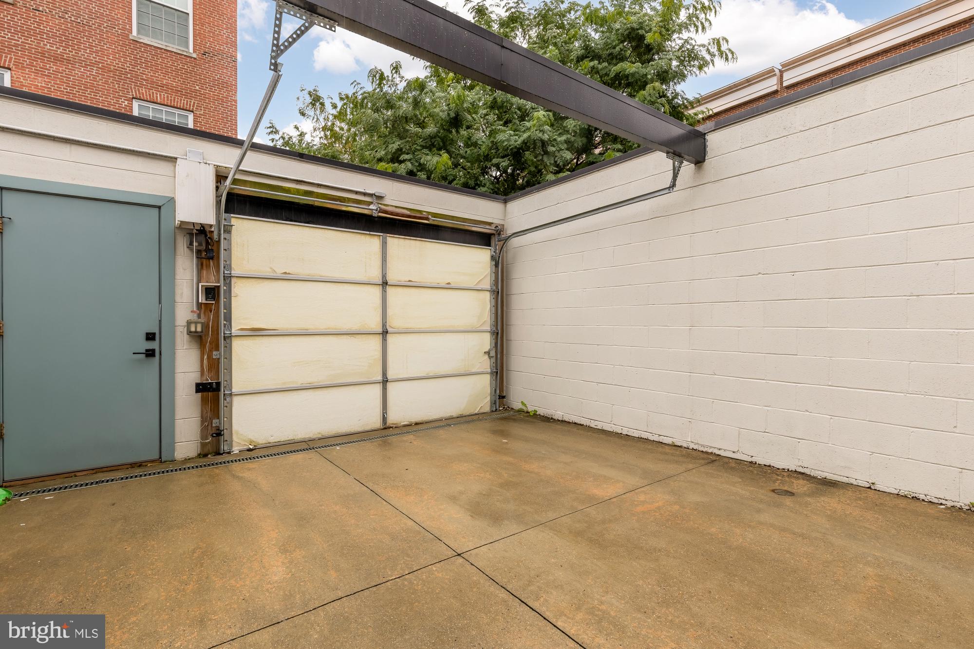 1311 D Street Southeast Washington, DC 20003 - Photo 25 of 57 a view of a garage