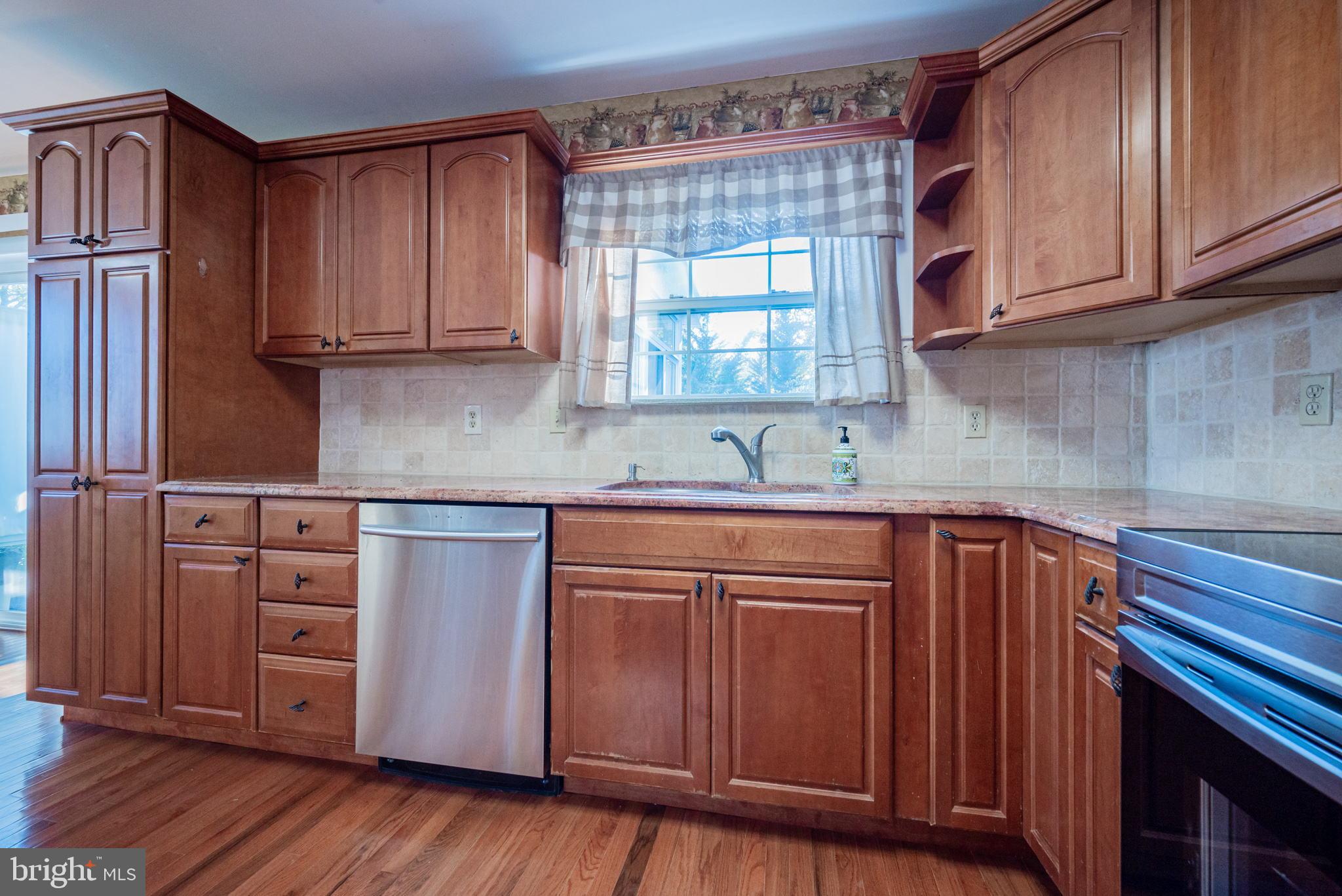 121 Chadd Road Newark, DE 19711 - Photo 14 of 36 Beautiful Kitchen