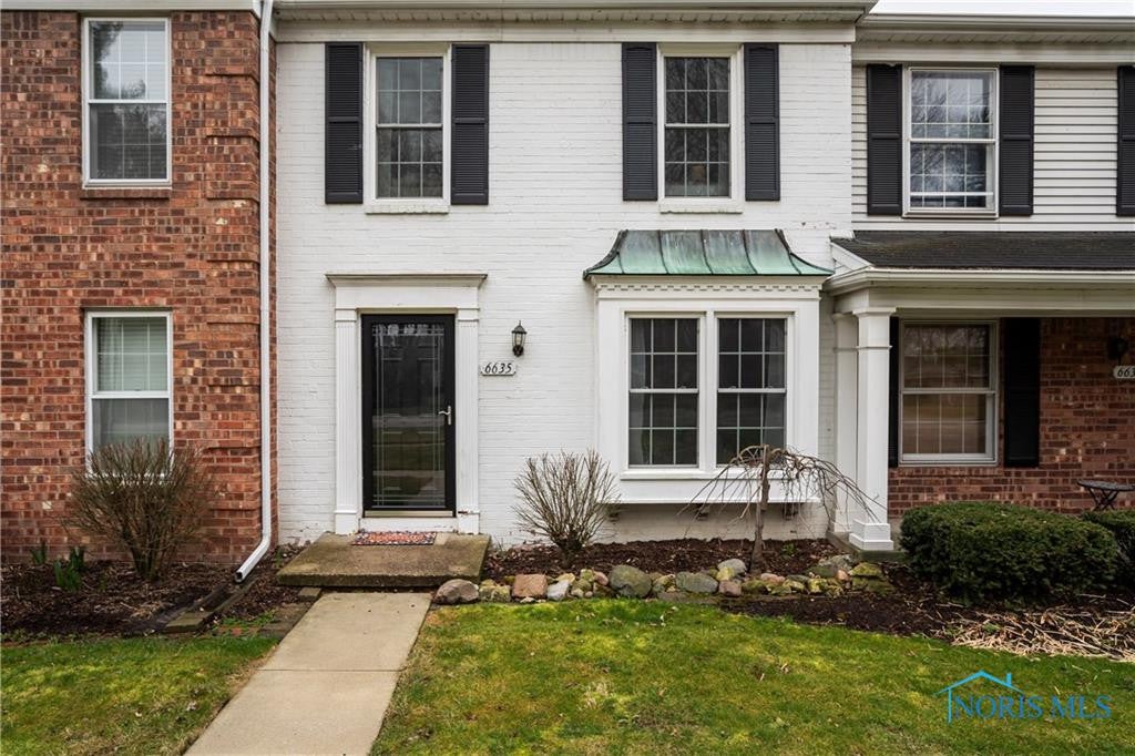 6635 Garden Road, Unit 6635 Maumee, OH 43537 - Photo 3 of 30 Gallery Image 3