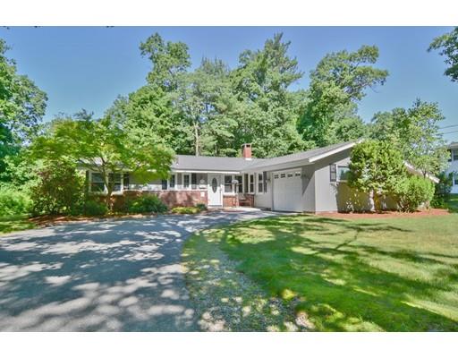 17 Ruthellen Road Chelmsford, MA 01824 - Photo 33 of 42 a front view of a house with garden