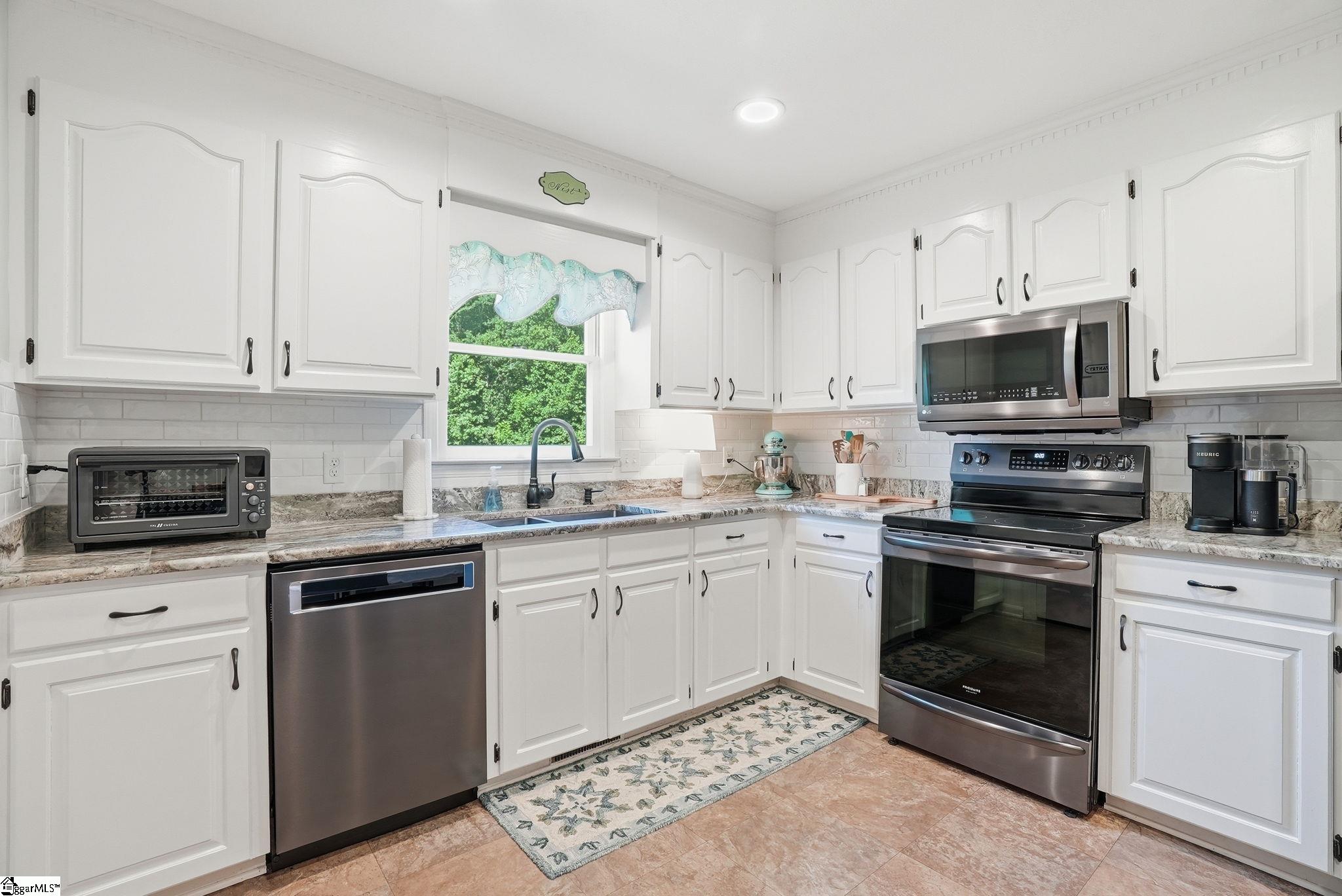 333 Flatrock Road Honea Path, SC 29654 - Photo 8 of 44