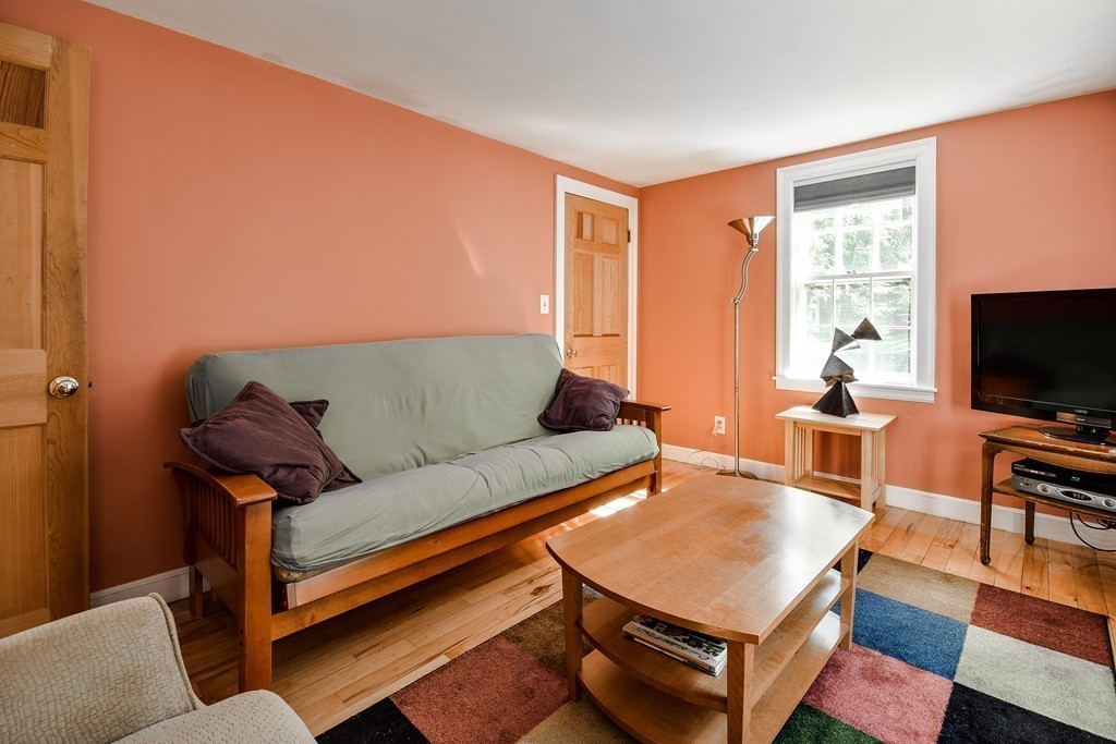 71 Higgins Road Framingham, MA 01701 - Photo 7 of 29 Gallery Image 7