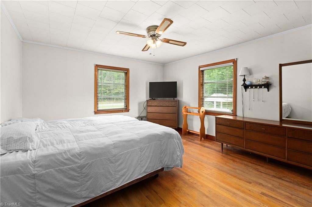 304 Armstrong Road Pilot Mountain, NC 27041 - Photo 20 of 42