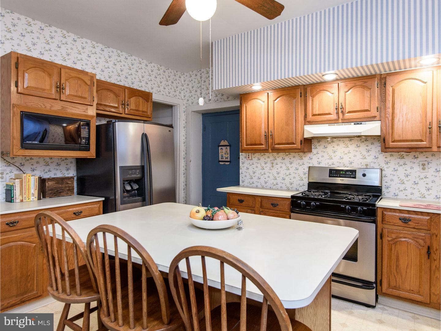 307 Oxford Road Havertown, PA 19083 - Photo 11 of 25