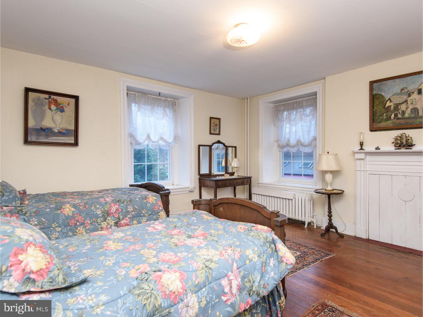 307 Oxford Road Havertown, PA 19083 - Photo 16 of 25