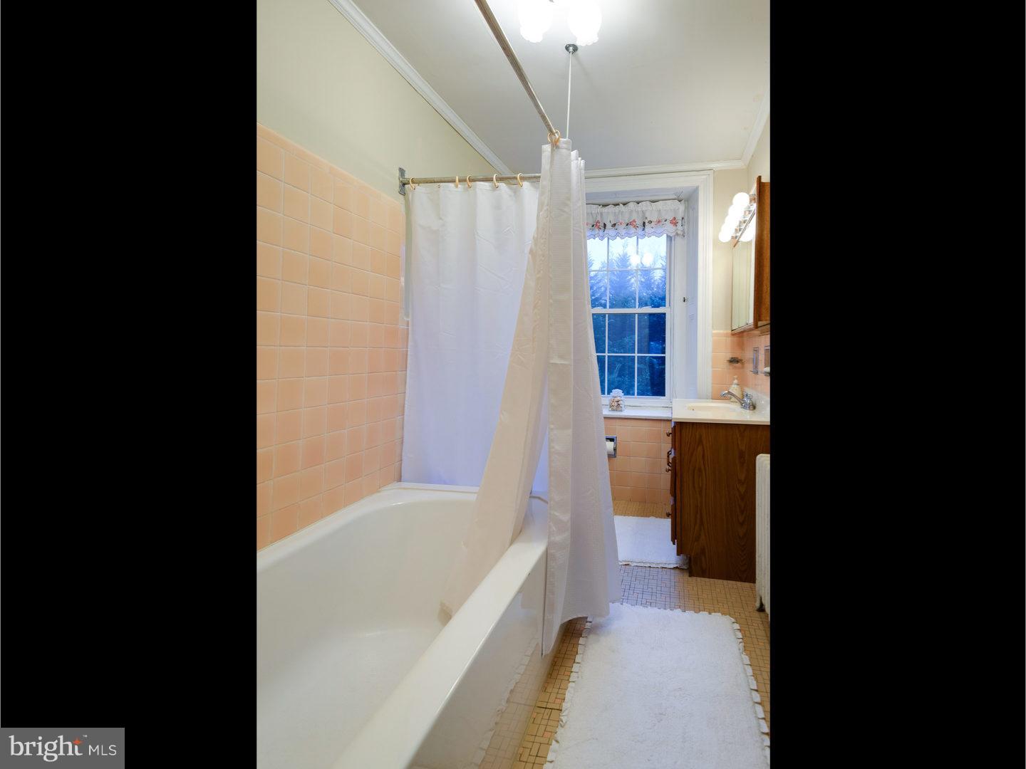 307 Oxford Road Havertown, PA 19083 - Photo 17 of 25
