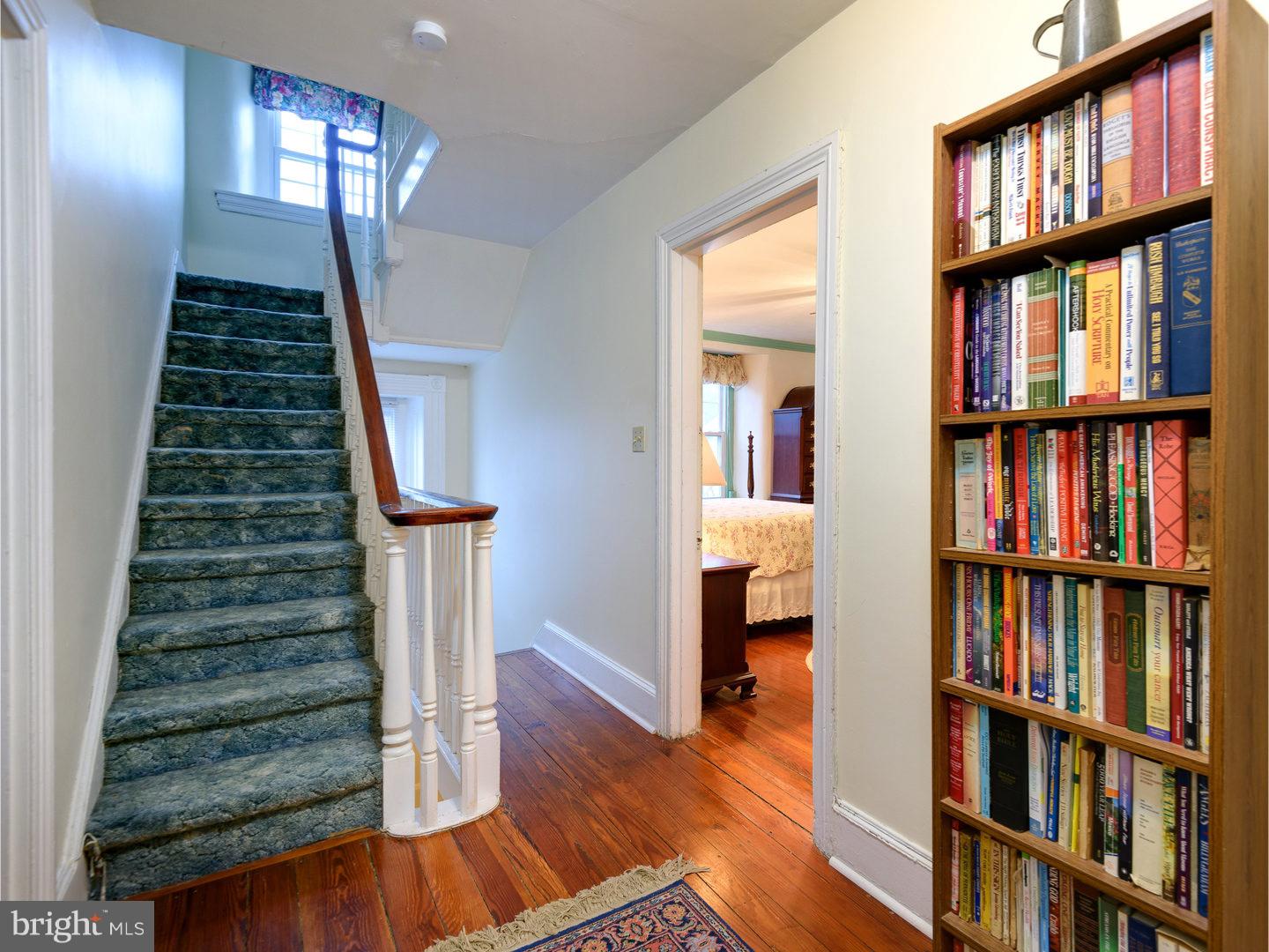 307 Oxford Road Havertown, PA 19083 - Photo 18 of 25