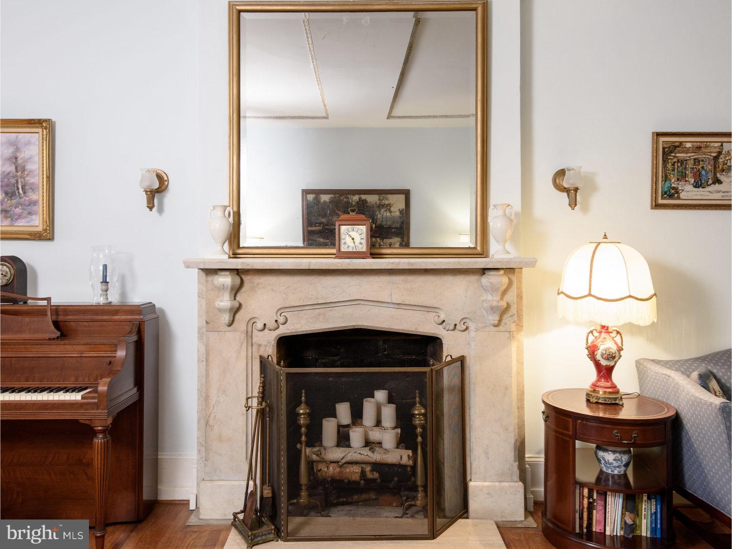 307 Oxford Road Havertown, PA 19083 - Photo 4 of 25