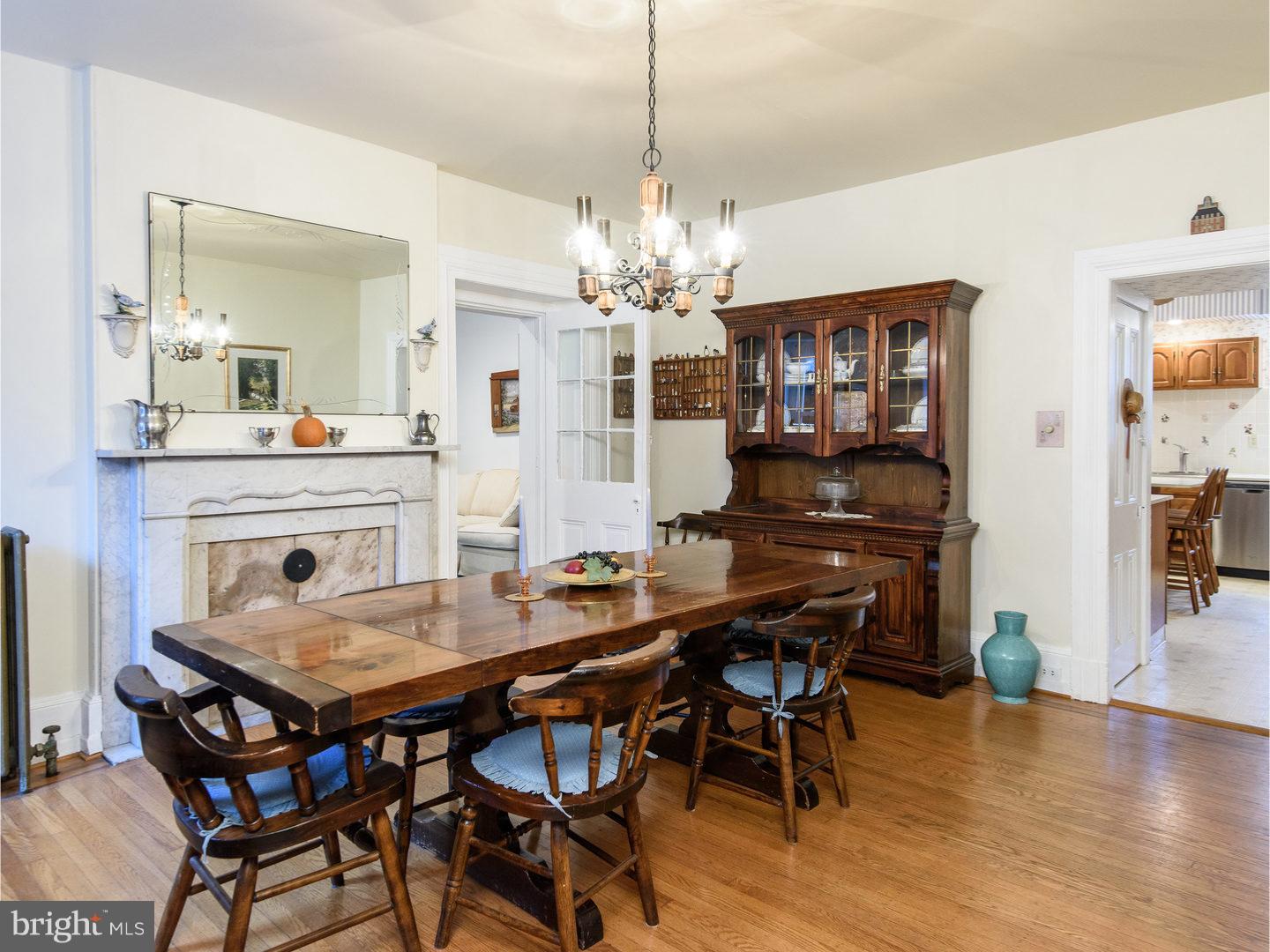 307 Oxford Road Havertown, PA 19083 - Photo 6 of 25