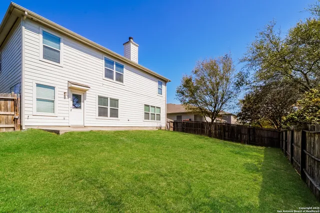 $1,760 | 1632 Mountain Brook, Schertz, TX 78154