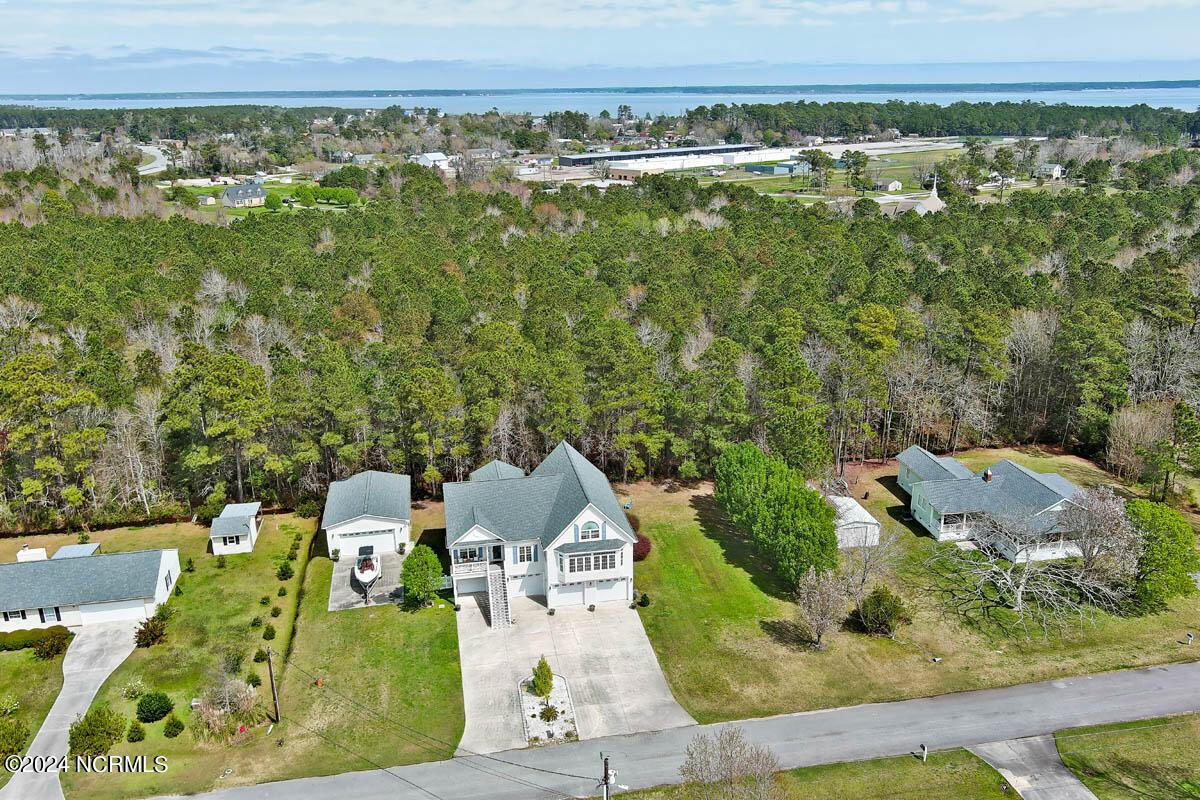 116 Pearl Drive Beaufort, NC 28516 - Photo 3 of 67 Close to Coastal Waters