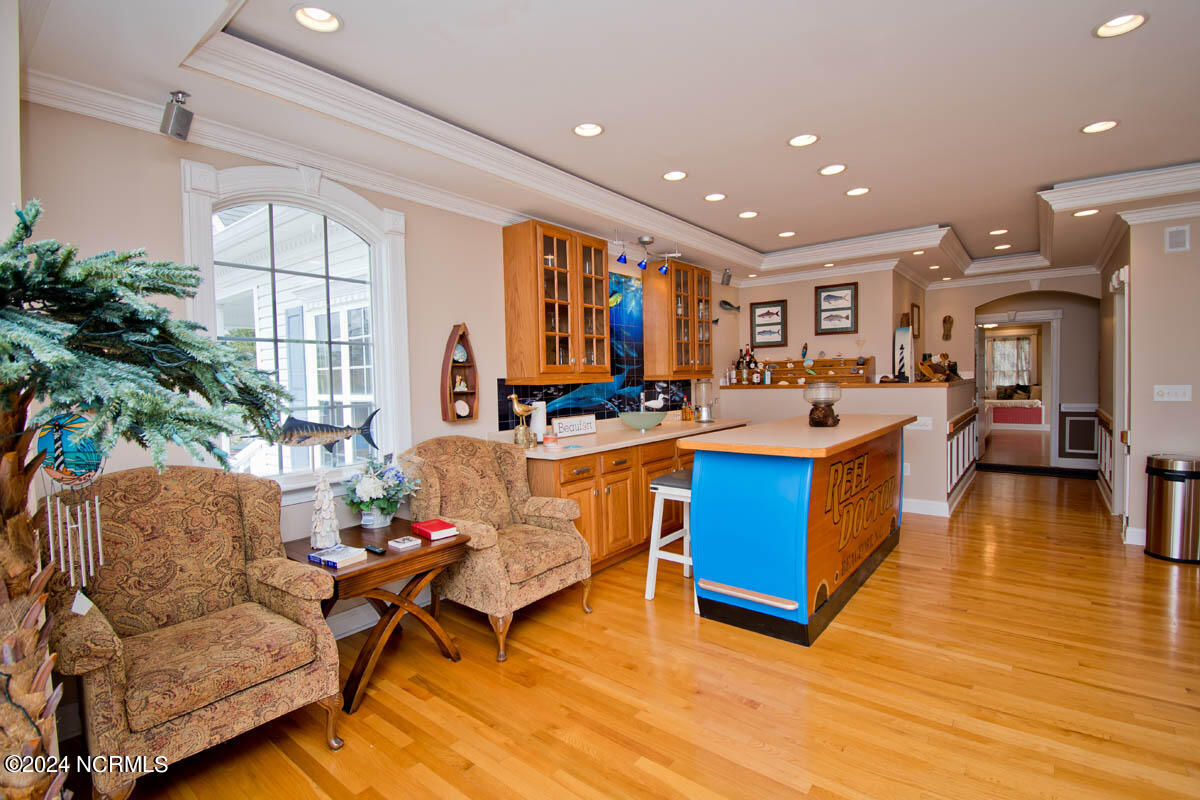 116 Pearl Drive Beaufort, NC 28516 - Photo 32 of 67 Sitting Area and Bar