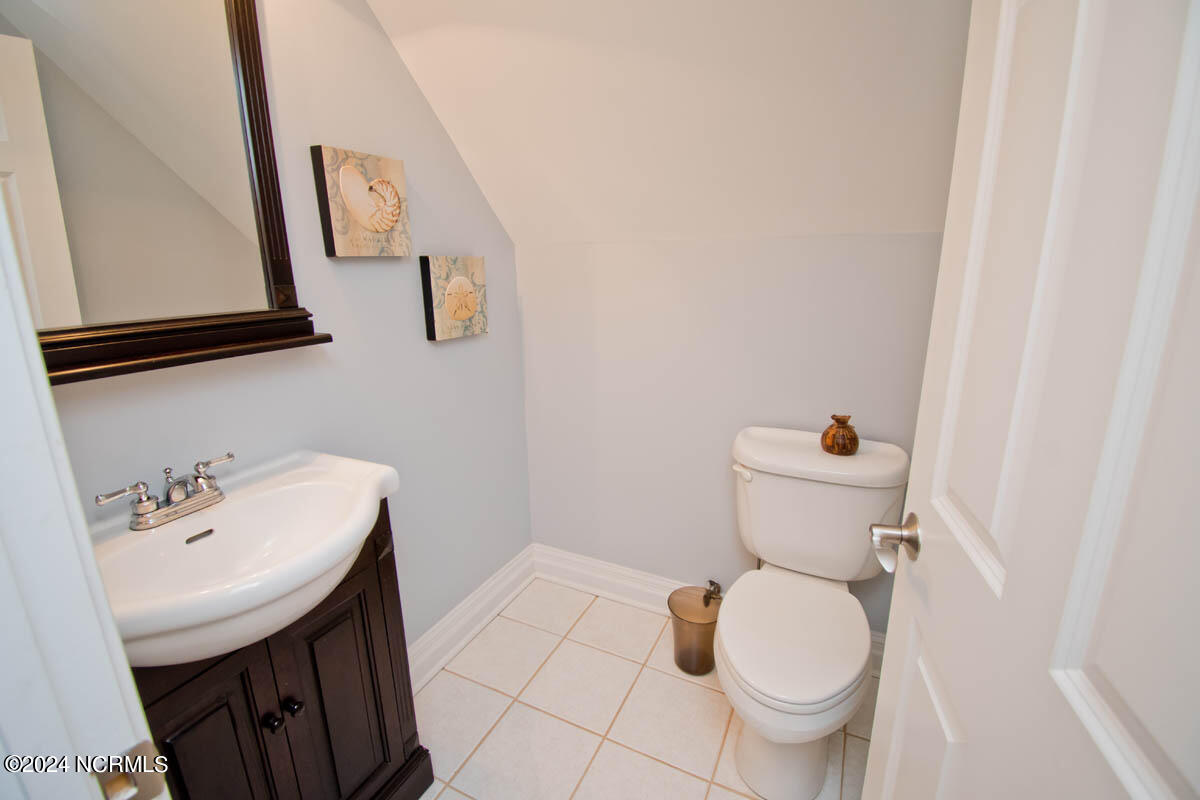 116 Pearl Drive Beaufort, NC 28516 - Photo 39 of 67 Half Bath