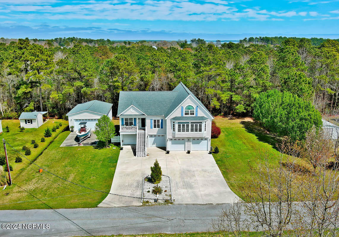 116 Pearl Drive Beaufort, NC 28516 - Photo 42 of 67 Four-Bay Garage