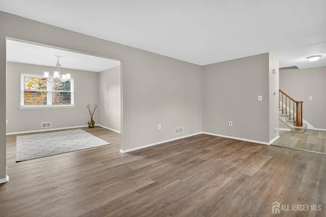 $719,999 | 8 Wright Court, East Brunswick, NJ 08816